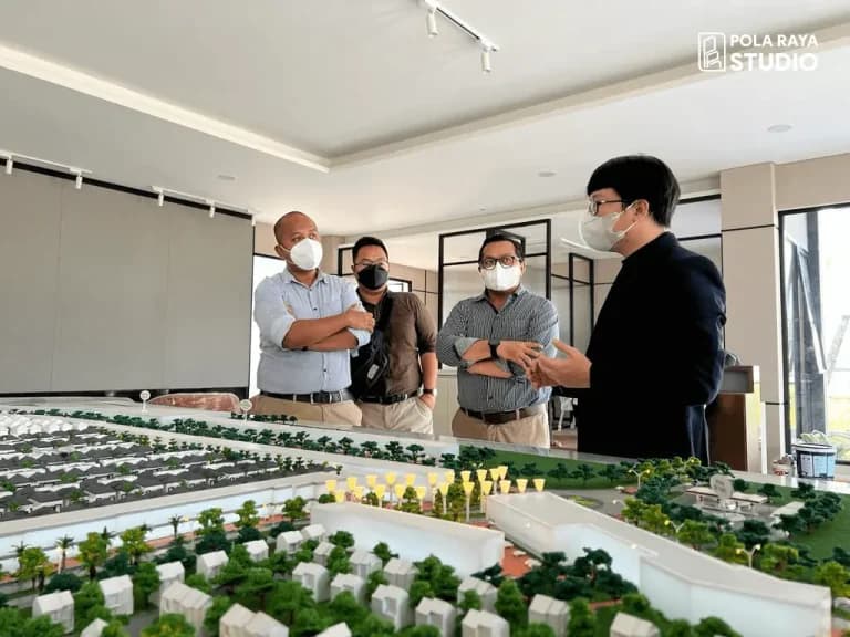 Pak Amin, CEO Pola Raya