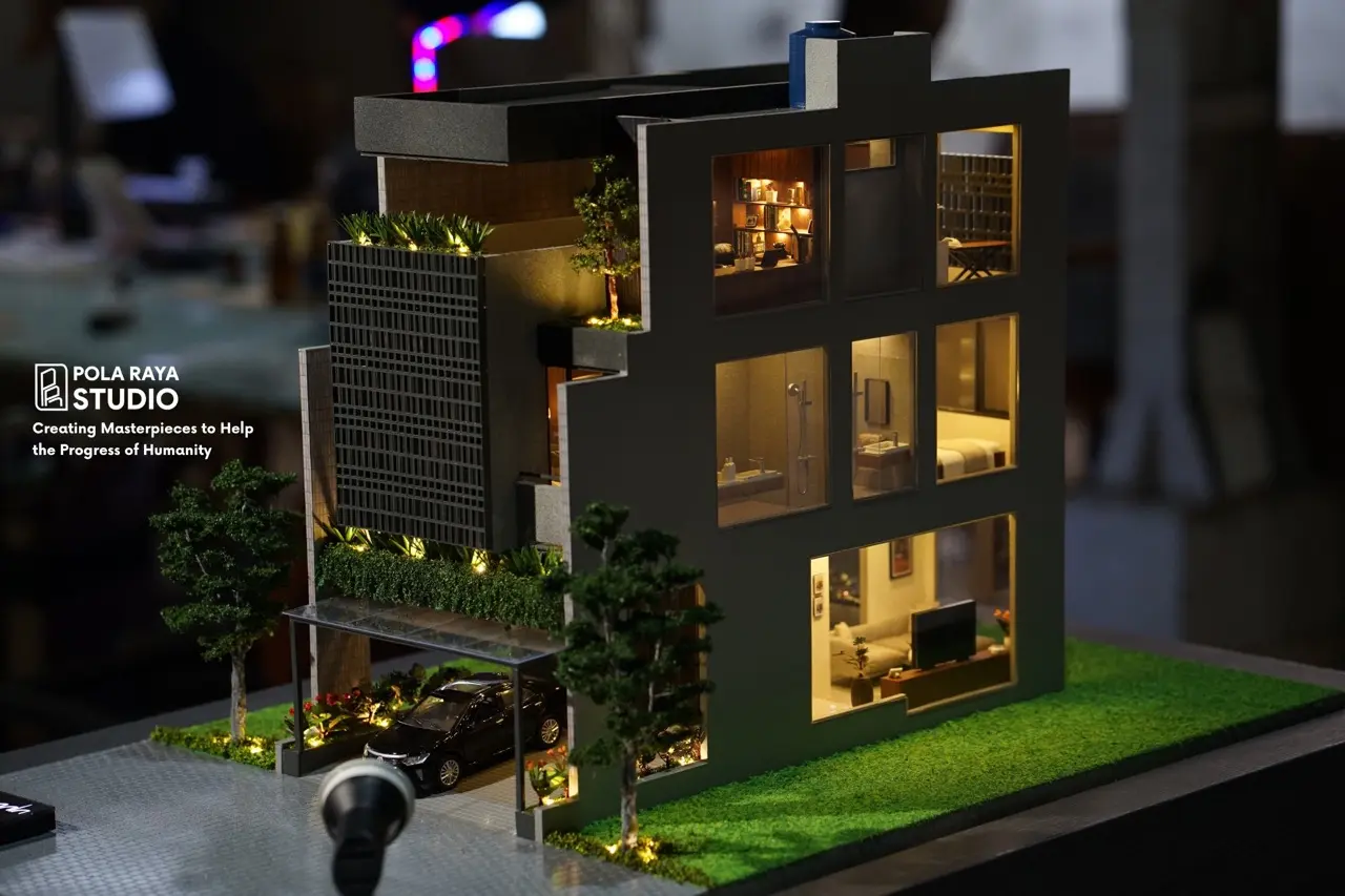 Replika rumah 2 lantai